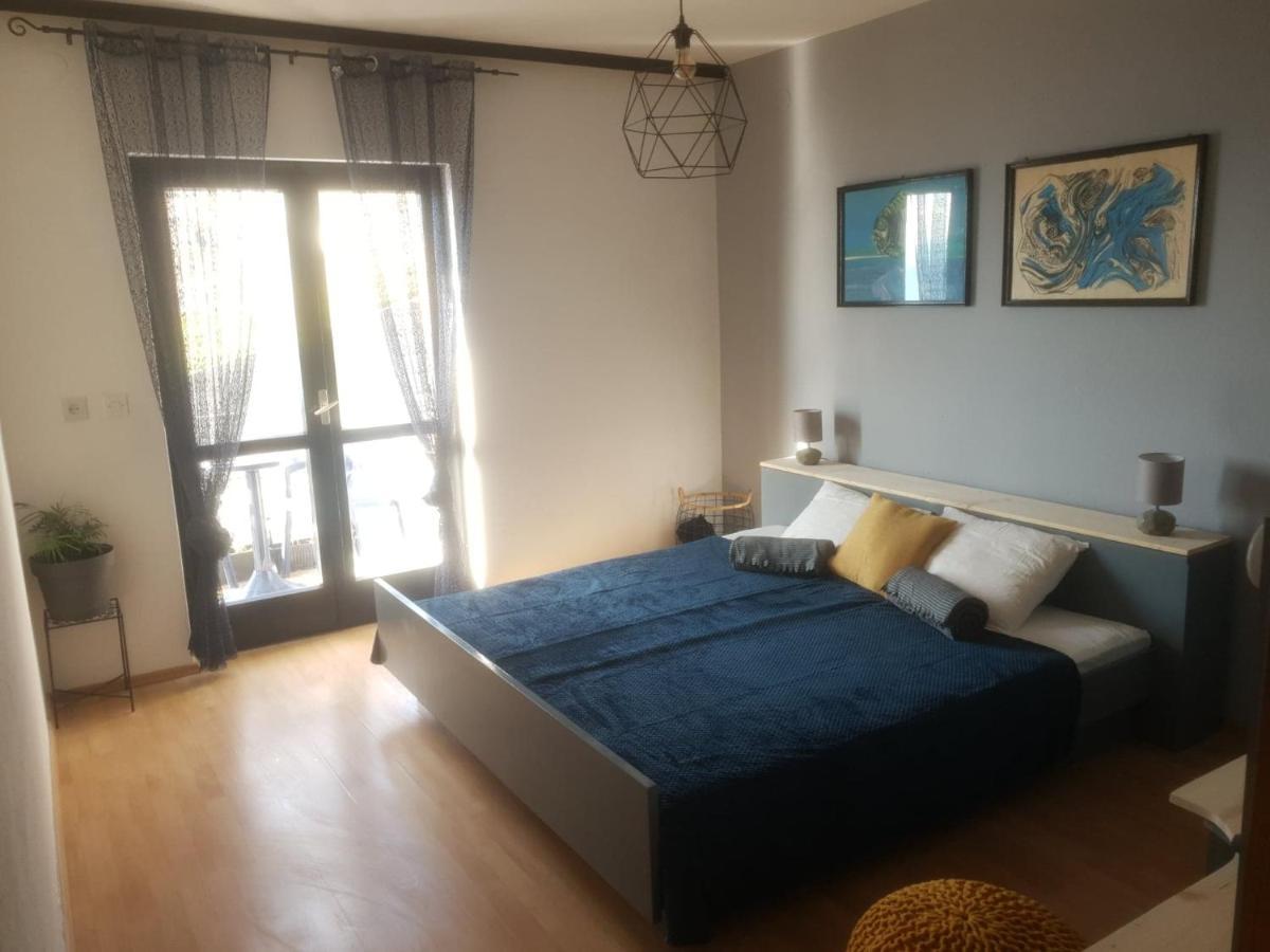 Apartments Asija Brela Zewnętrze zdjęcie